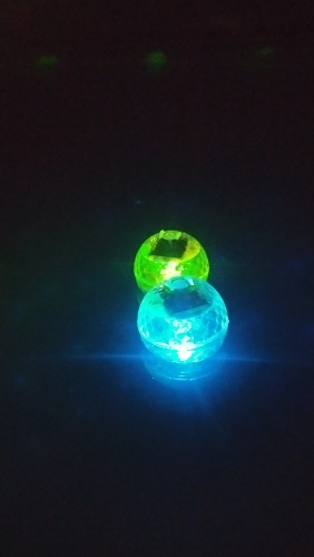 BallLamp, egy vízálló és napenergiával működő LED lámpa, amely változtatja a színeket - Image 10