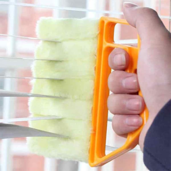 BlindsBrush, innovatív, extra puha mikroszálas kefe, amely egyszerre mindkét oldalról tisztítja a redőnyöket! - Image 3