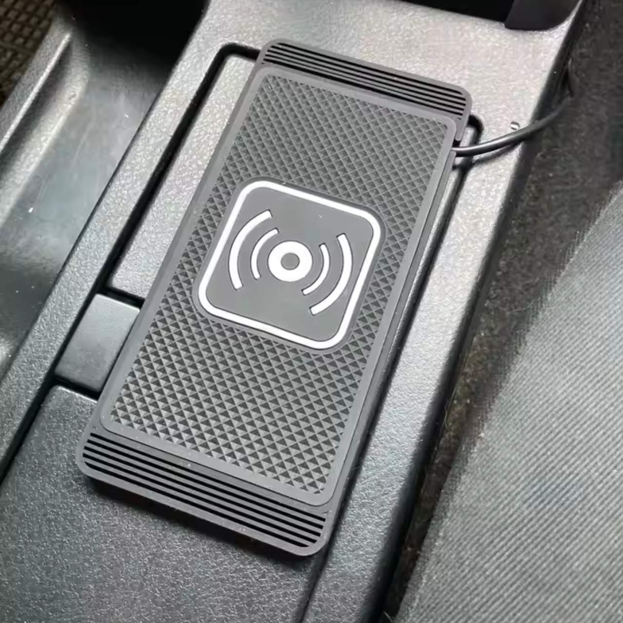 Vezeték nélküli töltőpad telefonokhoz, CarPad - Image 9