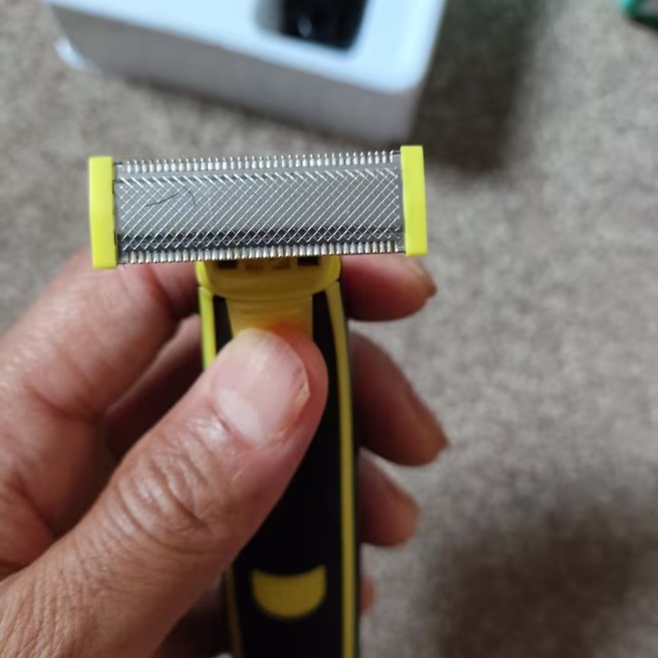FullBodyShaver, elektromos borotva szakállhoz és testhez - Image 8